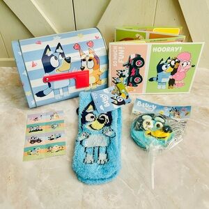 Bluey Valentine’s Day Mailbox w/ Socks, Cards, Stickers &  Marshmallow Pop NWT